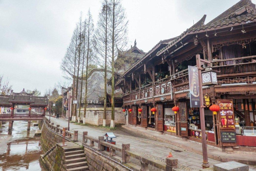 加入无广告不用vip的追剧影视app,解锁无限知识宝藏